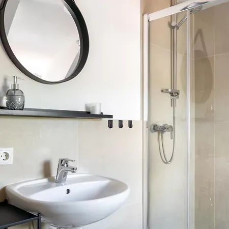 아파트 Dolce Flair In Center *