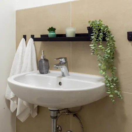 Noor - Dolce Flair In Center Apartment Graz