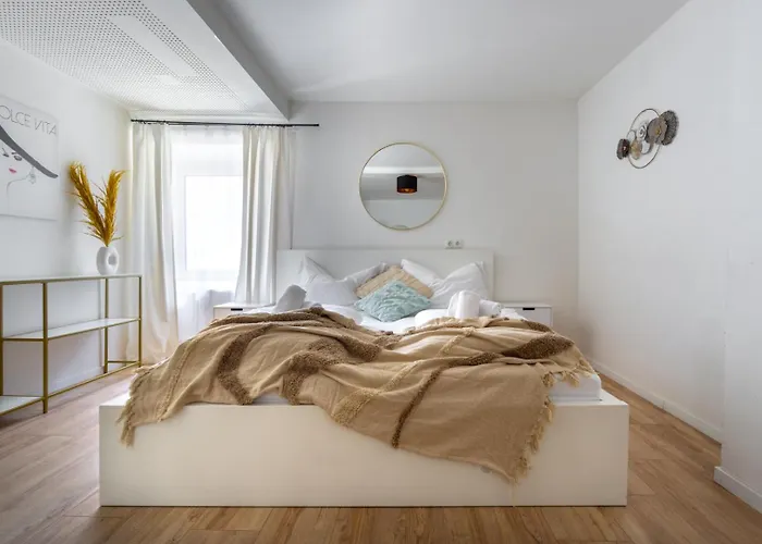 Noor - Dolce Flair In Center Graz